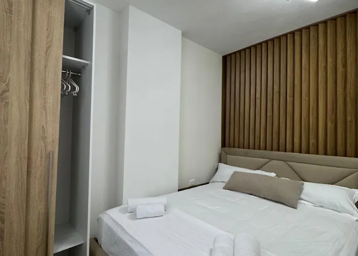 Apartamento Sunlit Durrës